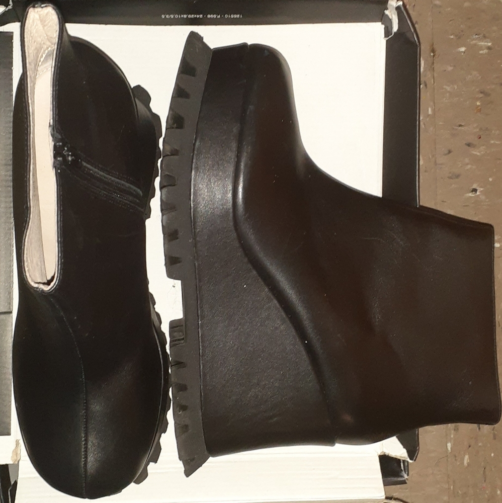 Shelly's London Platform Boots